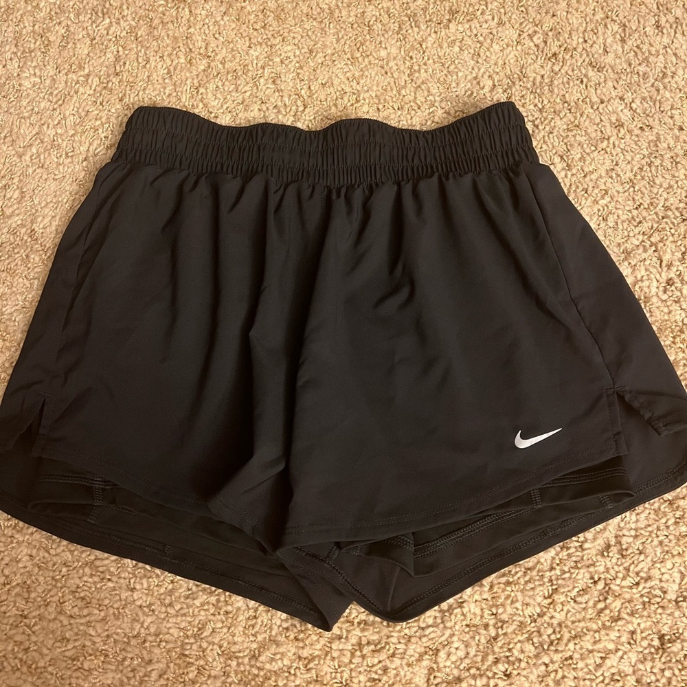NWOT Women’s Dri Fit Nike Shorts, Size M